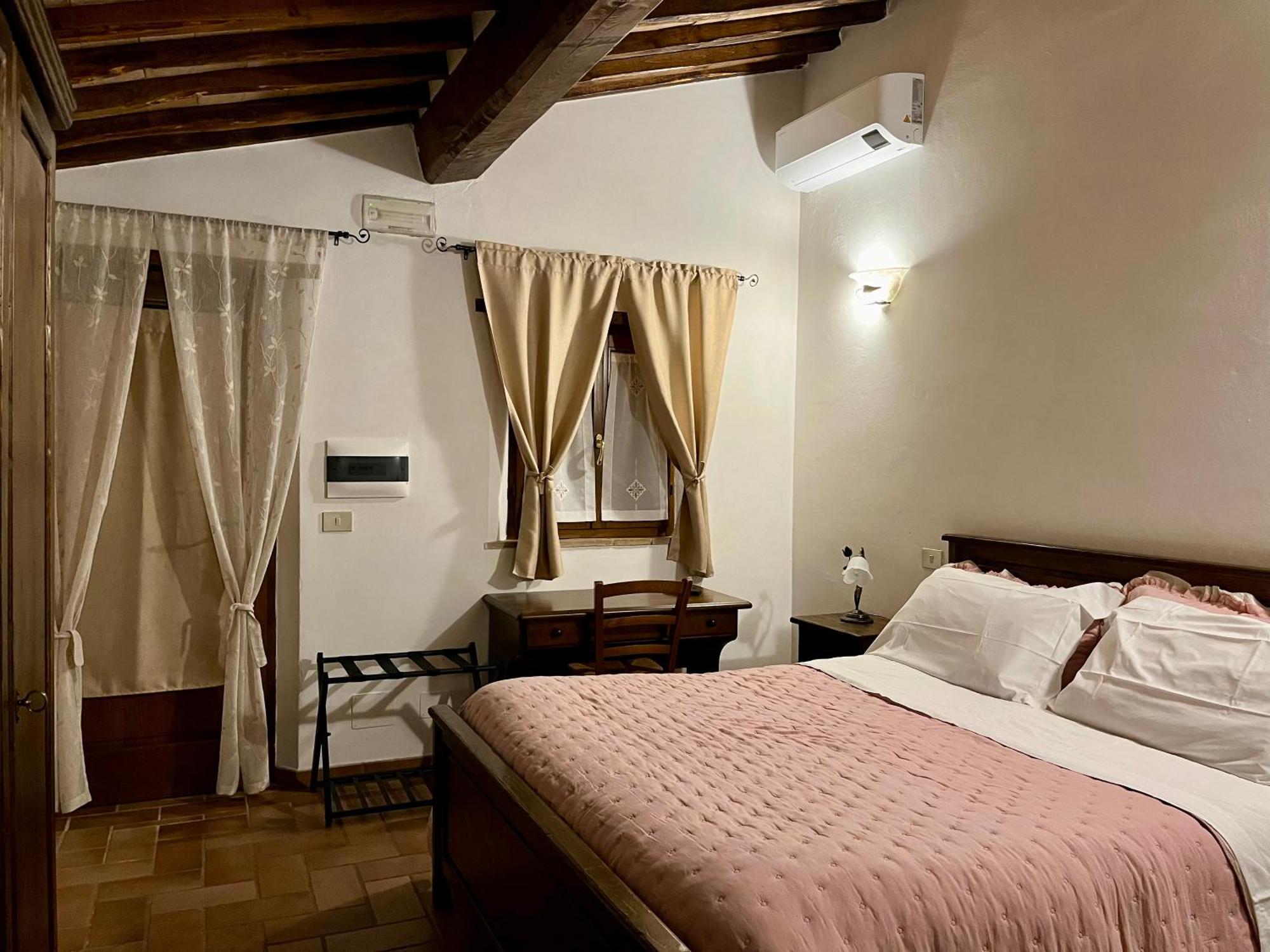 Agriturismo Le Querciole In Val D'Orcia Bagno Vignoni Chambre photo